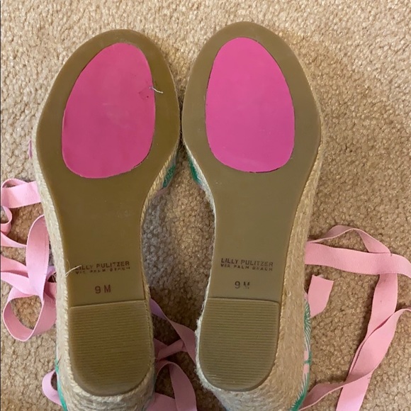 Lilly Pulitzer espadrilles with grosgrain ribbon. - Picture 4 of 4